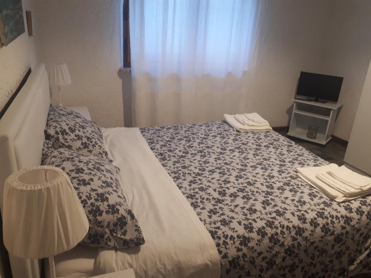 Bed and Breakfast Casa Sui Tetti Ozieri Zewnętrze zdjęcie